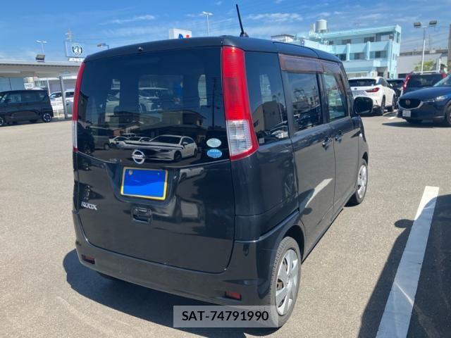 Nissan ROOX 2011-11 8316854-1