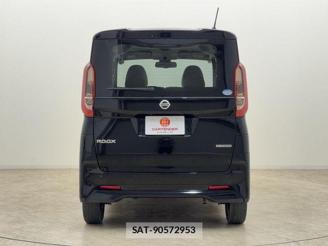 Nissan ROOX 2021-11 8316840-5