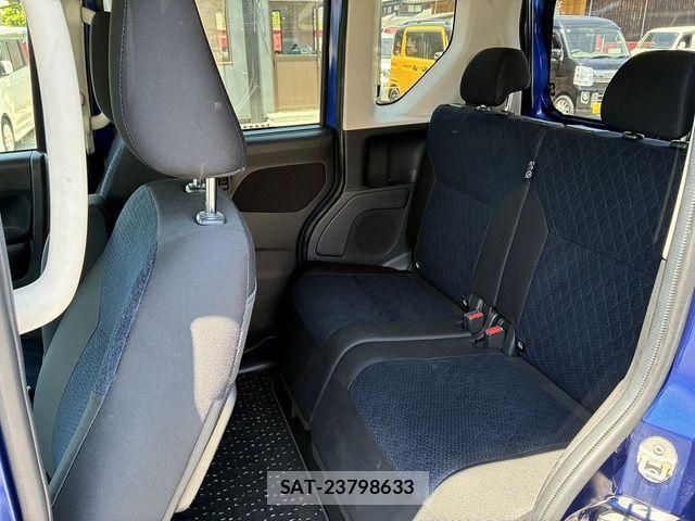 Nissan ROOX 2020-04 8316837-13