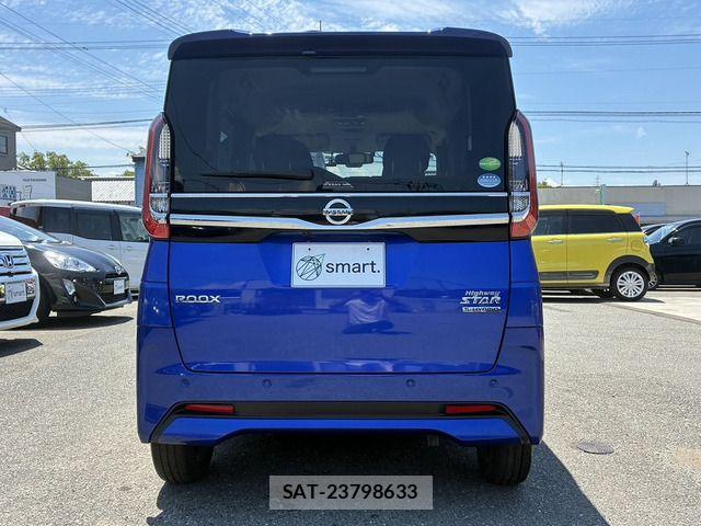 Nissan ROOX 2020-04 8316837-7