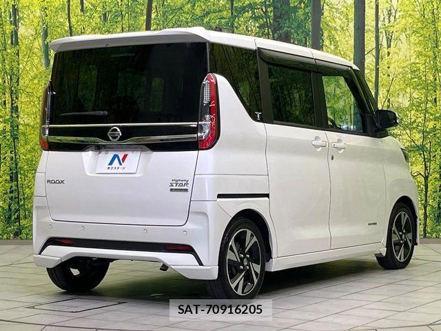 Nissan ROOX 2022-04 8316827-16
