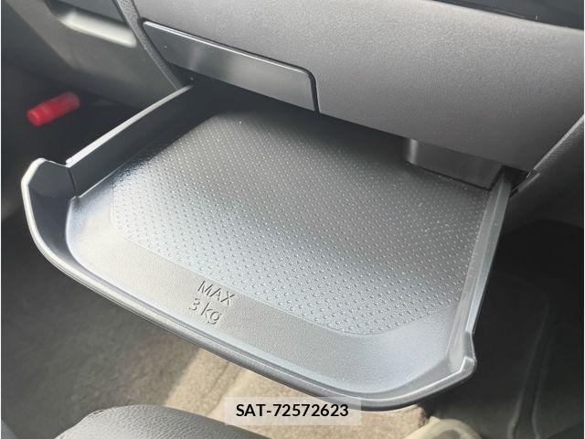 Nissan ROOX 2023-06 8316823-9