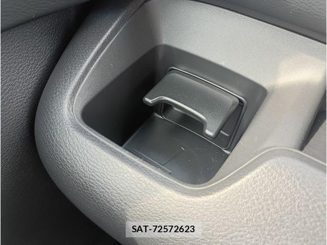 Nissan ROOX 2023-06 8316823-7