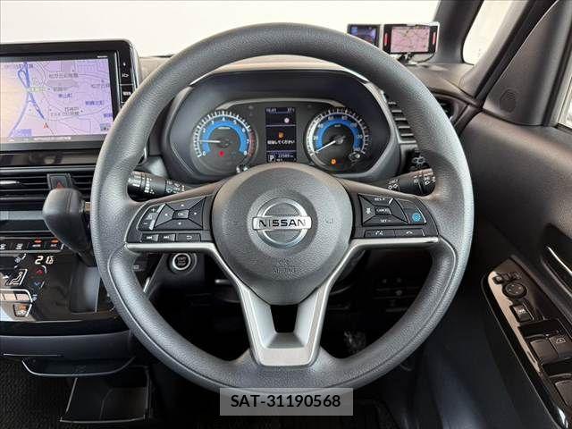 Nissan ROOX 2020-07 8316826-21