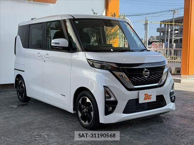 Nissan ROOX 2020-07 8316826-7