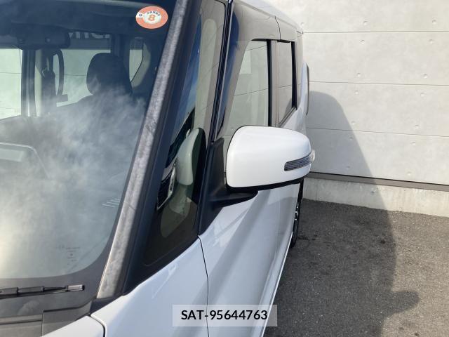 Nissan ROOX 2022-09 8316821-11