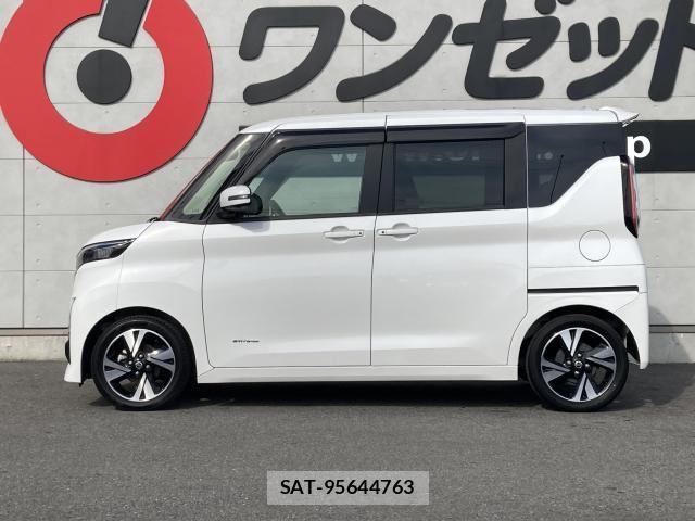 Nissan ROOX 2022-09 8316821-18