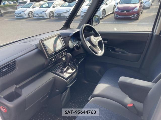 Nissan ROOX 2022-09 8316821-23