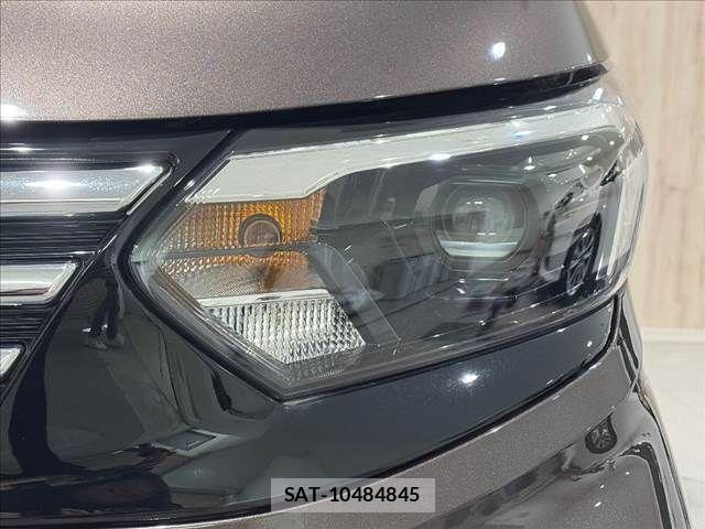 Nissan ROOX 2024-11 8337703-21