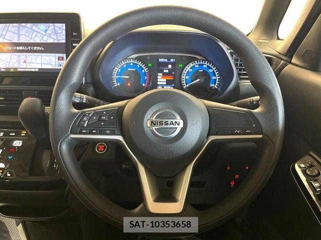 Nissan ROOX 2022-07 8337711-12