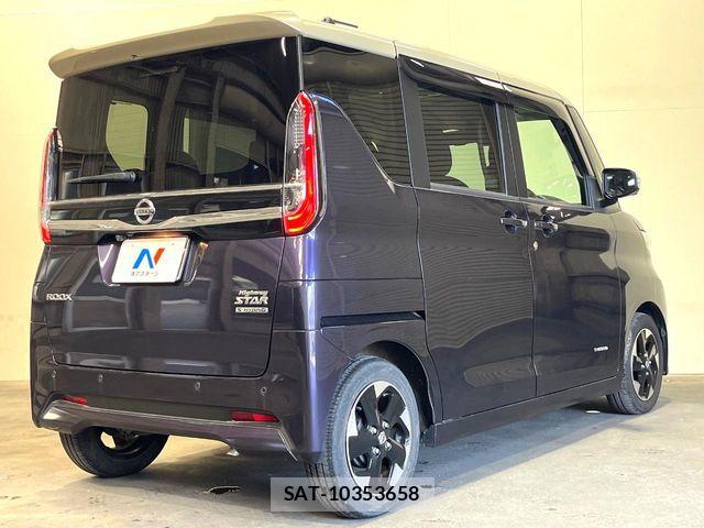 Nissan ROOX 2022-07 8337711-18