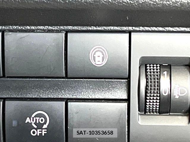 Nissan ROOX 2022-07 8337711-5