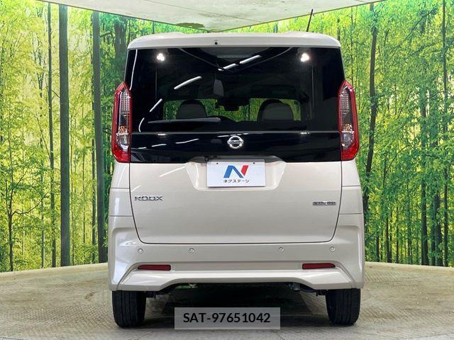 Nissan ROOX 2021-06 8337712-14