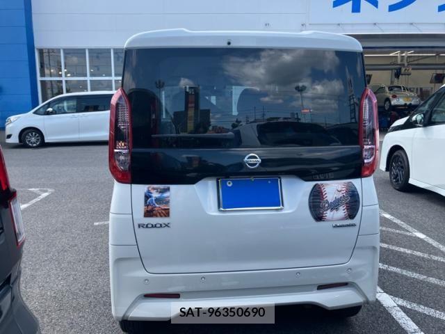 Nissan ROOX 2022-03 8337716-3