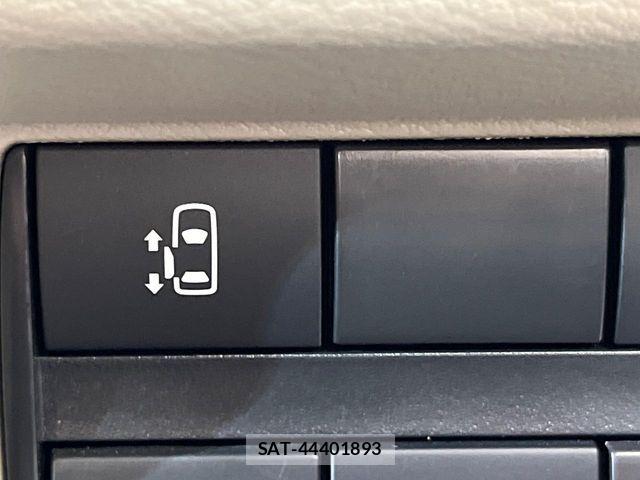 Nissan ROOX 2023-08 8337705-2