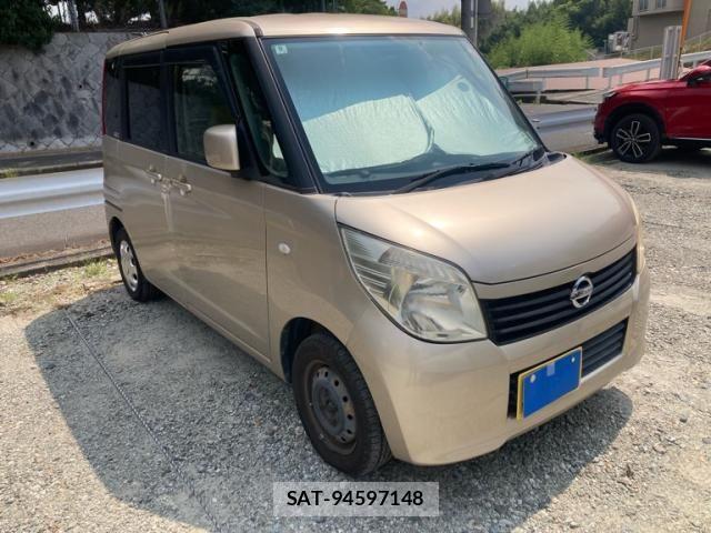 Nissan ROOX 2010-09 8334447-0
