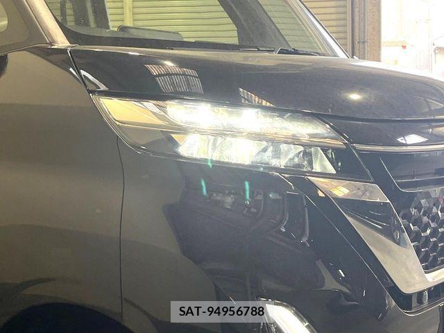 Nissan ROOX 2022-05 8335088-12