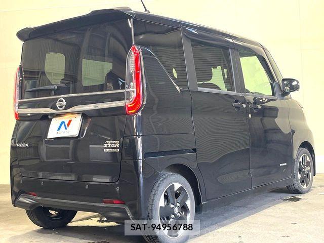 Nissan ROOX 2022-05 8335088-17