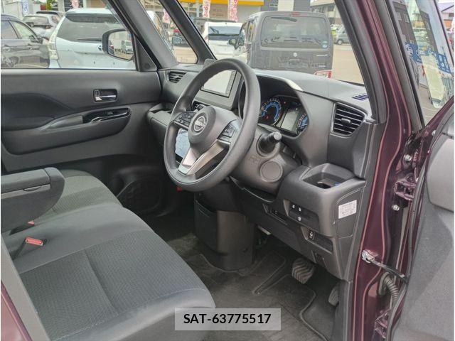 Nissan ROOX 2023-10 8337715-15