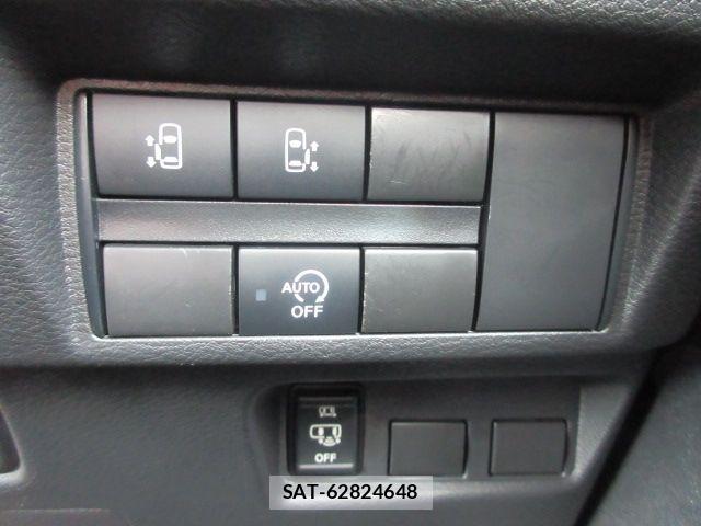 Nissan ROOX 2020-10 8337710-13