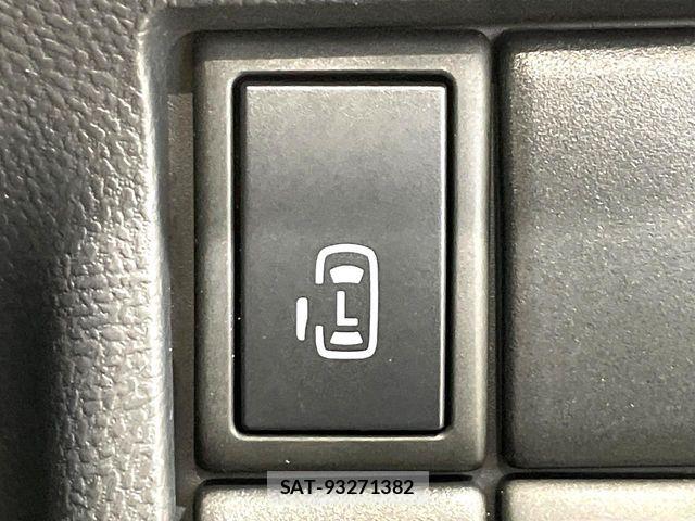 Nissan ROOX 2009-12 8334446-3