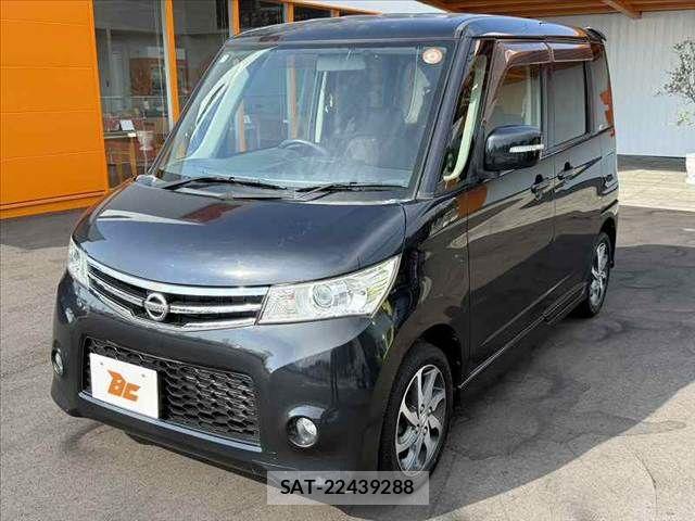 Nissan ROOX 2012-07 8355524-9