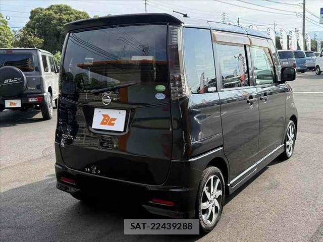 Nissan ROOX 2012-07 8355524-14