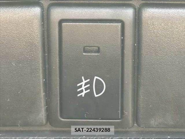 Nissan ROOX 2012-07 8355524-5