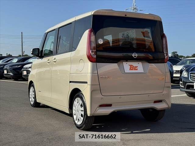 Nissan ROOX 2022-07 8355522-12