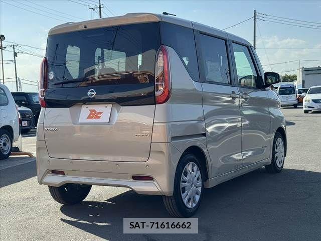 Nissan ROOX 2022-07 8355522-14