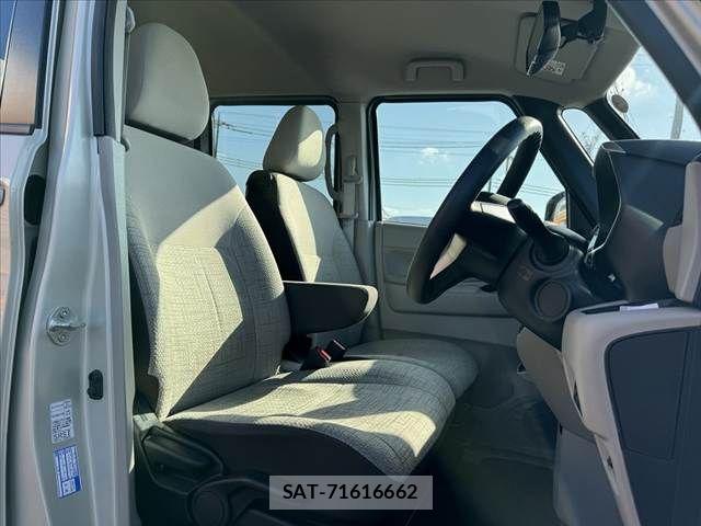 Nissan ROOX 2022-07 8355522-15