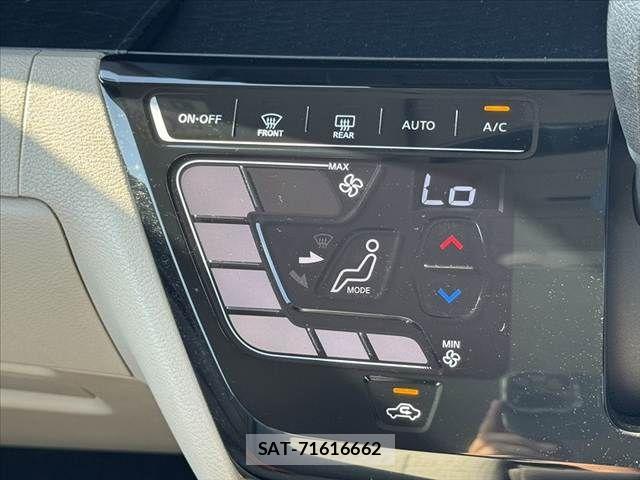 Nissan ROOX 2022-07 8355522-3