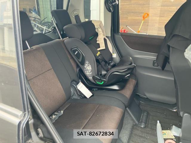 Nissan ROOX 2012-08 8355523-12