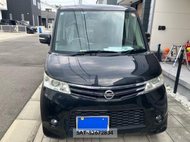 Nissan ROOX 2012-08 8355523-2