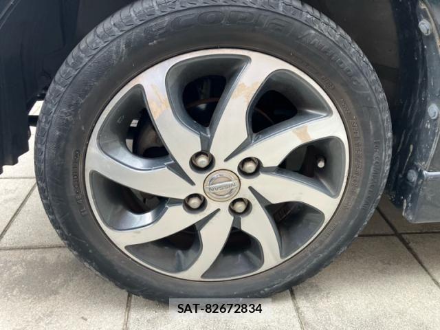 Nissan ROOX 2012-08 8355523-6