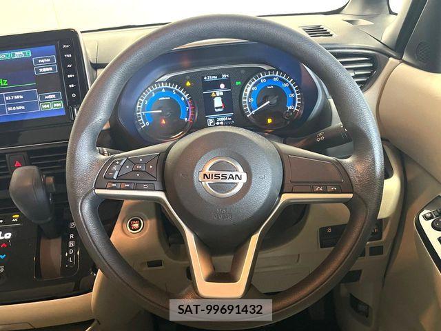 Nissan ROOX 2023-03 8355521-11