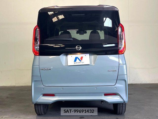 Nissan ROOX 2023-03 8355521-15