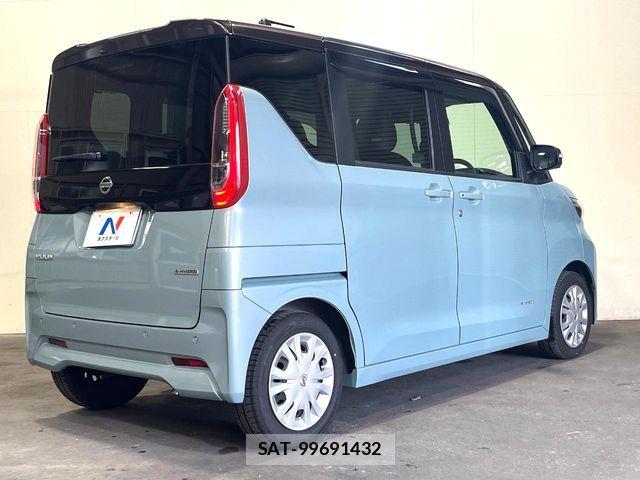 Nissan ROOX 2023-03 8355521-17