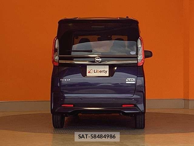 Nissan ROOX 2022-03 8368462-10