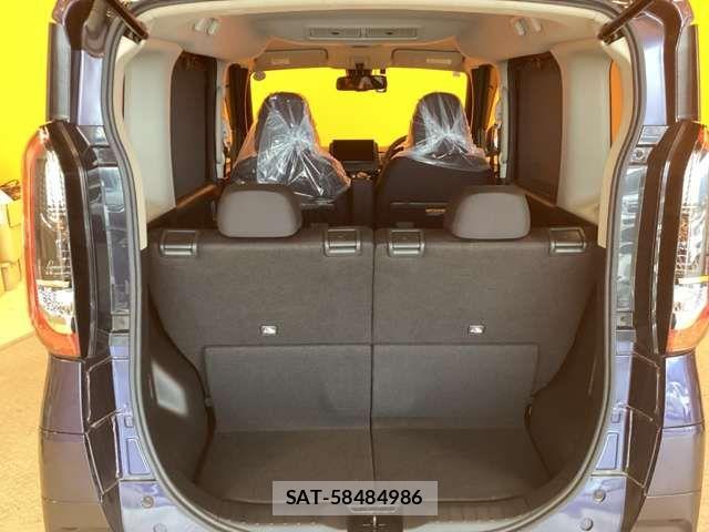 Nissan ROOX 2022-03 8368462-12