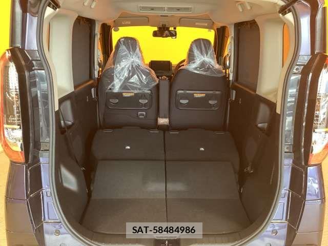 Nissan ROOX 2022-03 8368462-13