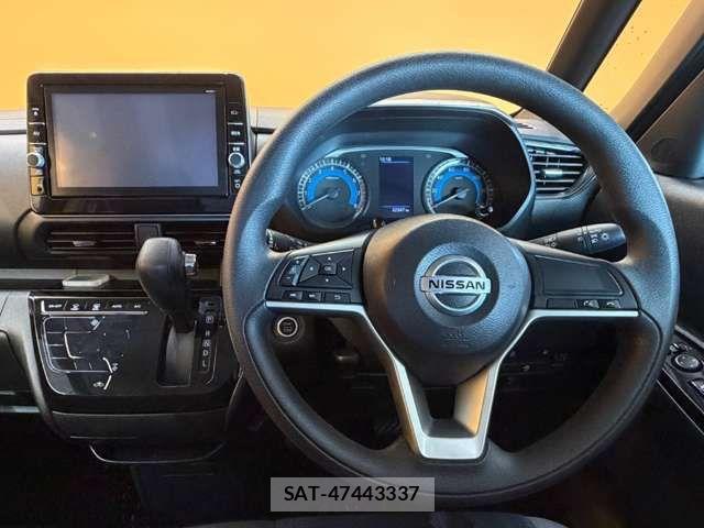 Nissan ROOX 2021-07 8368451-1