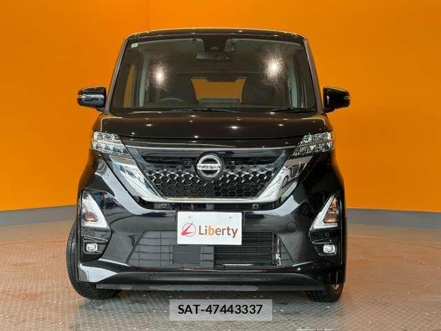 Nissan ROOX 2021-07 8368451-5