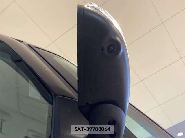 Nissan ROOX 2021-08 8368438-18