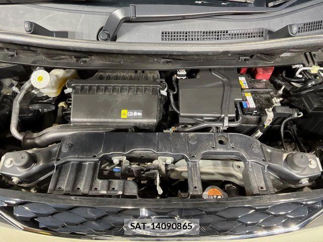 Nissan ROOX 2022-03 8368477-17
