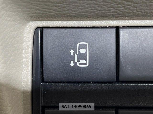 Nissan ROOX 2022-03 8368477-3