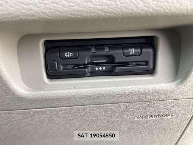 Nissan ROOX 2021-07 8368460-5