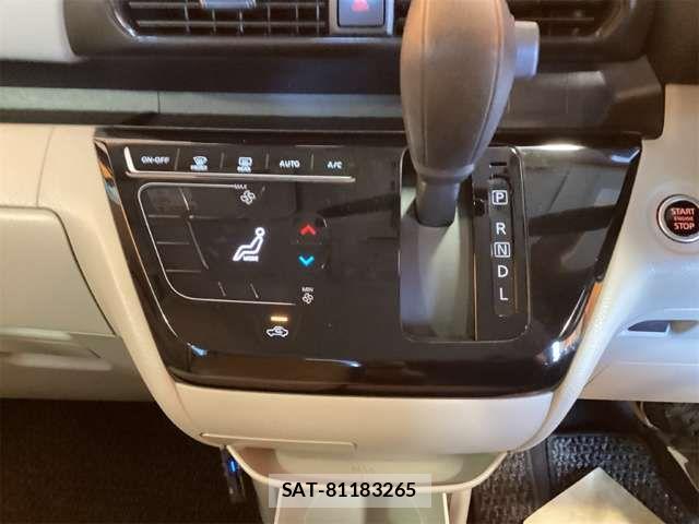 Nissan ROOX 2021-09 8368469-5