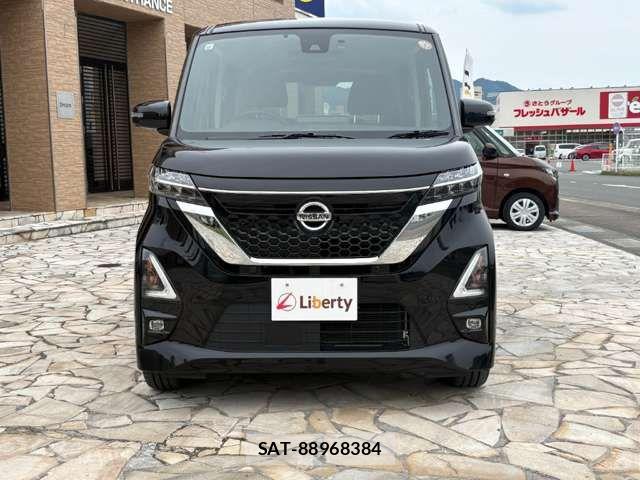 Nissan ROOX 2021-10 8368446-4