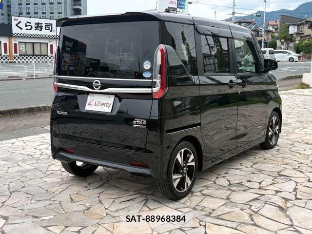 Nissan ROOX 2021-10 8368446-7